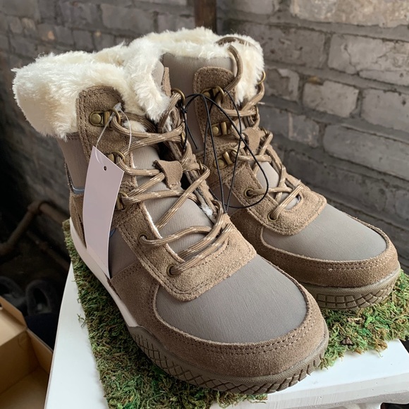 NWT Women’s Weatherproof Chloe Leather Boot Tan - Picture 6 of 8